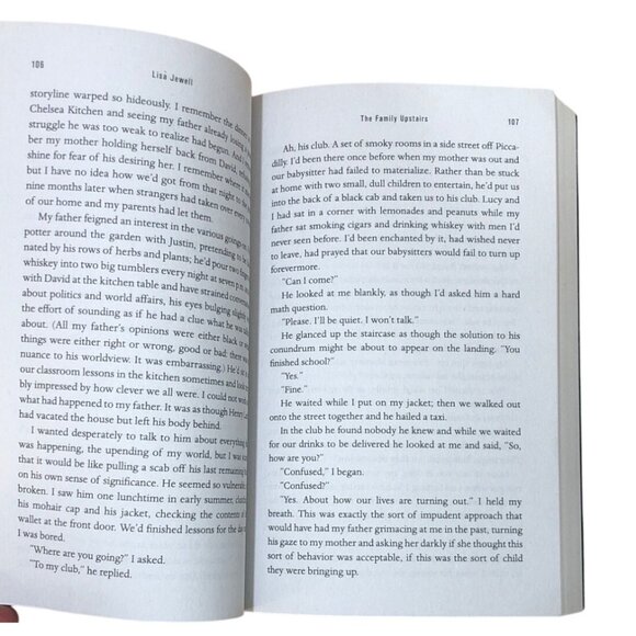 The Family Upstairs By Lisa Jewell Paperback Mystery Novel - Picture 9 of 9